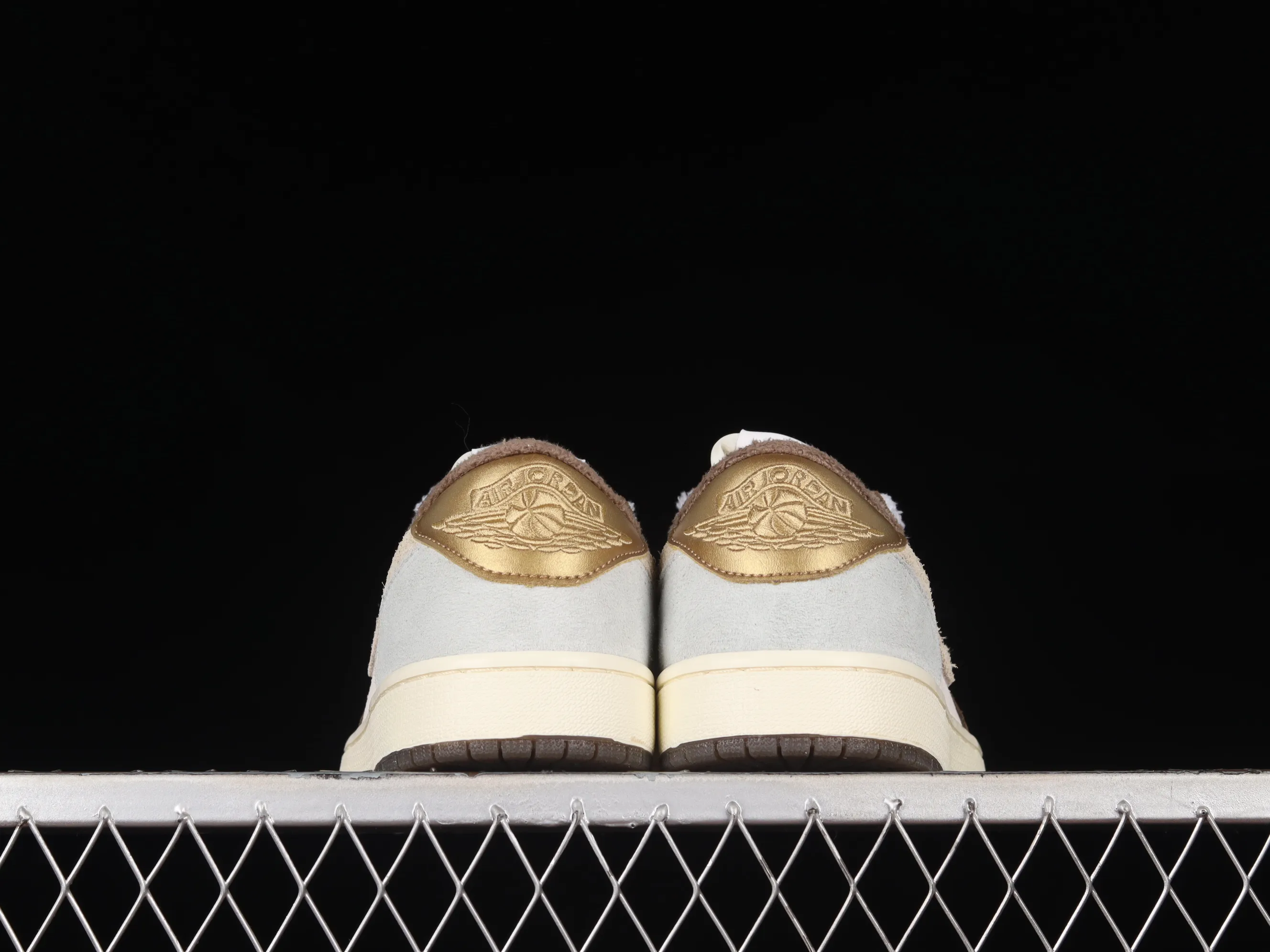 All categories Air Jordan Jordan series basketball shoes Air Jordan 1 Low Air Jordan 1 Low "Year Of The Rabbit" AJ1 Joe 1 Year of the Rabbit limited low-top basketball shoes DV1312-200